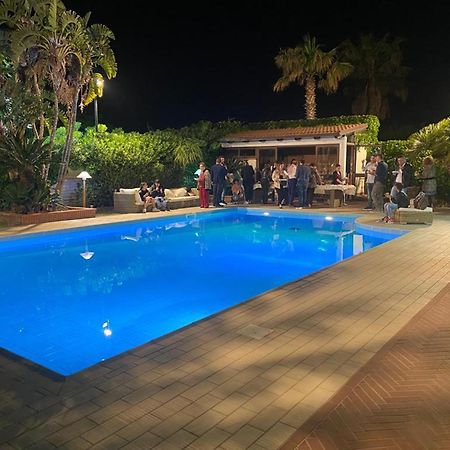 Villa Seven Palms Изола деле Фемине Екстериор снимка