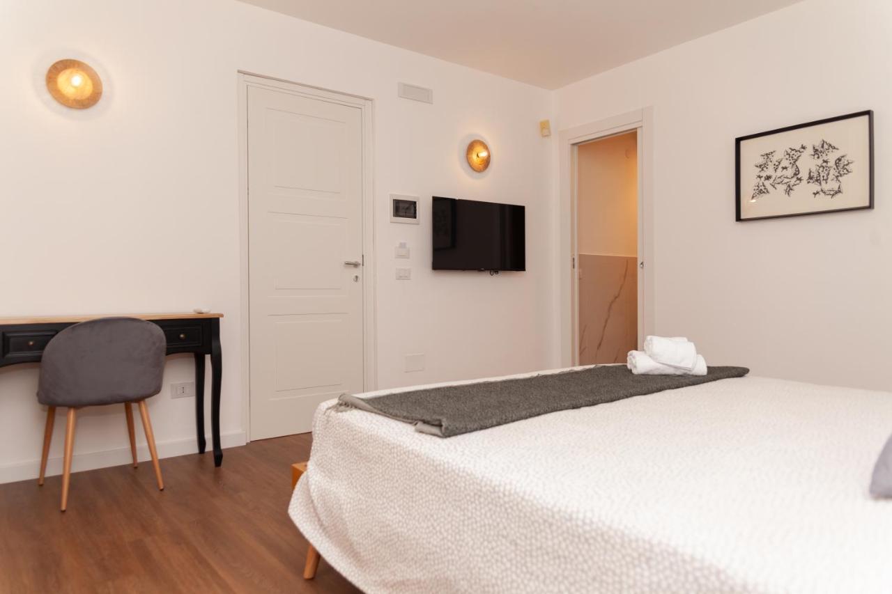 Villa Seven Palms Изола деле Фемине Екстериор снимка